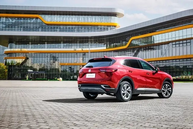 20万买SUV，1.5T“马力王”昂科威S够强吗？