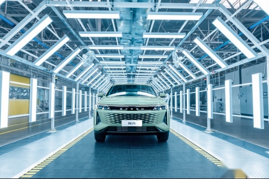 星途青岛超级智能工厂再创新纪录，首款投产车型星途瑶光开启盲订