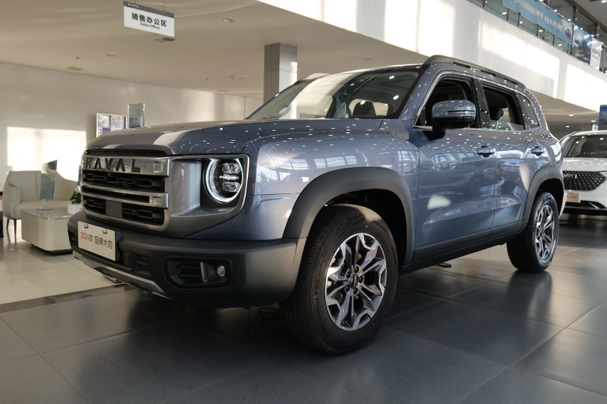 10万出头可城可野的大空间SUV，探店2024款哈弗大狗
