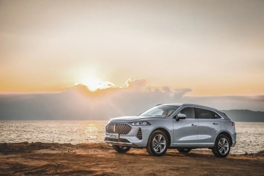 纯电204km超长续航,竞品是理想one ?试驾摩卡DHT-PHEV
