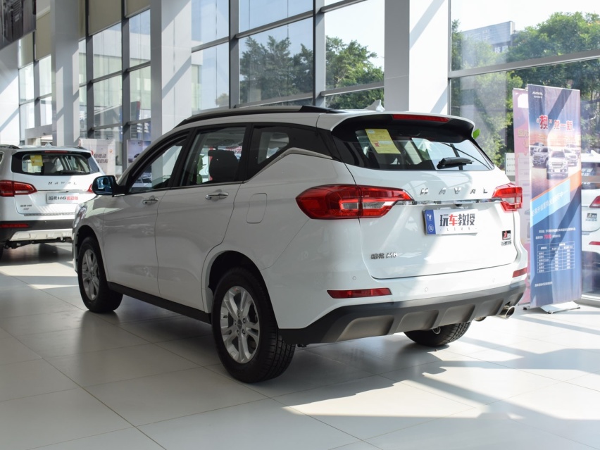 9万落地买1.5T大空间顶配SUV，选这些车真的赚！