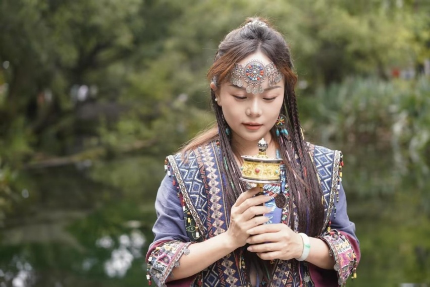 车主故事丨BJ60第一女车主，走进胡女士的小满生活