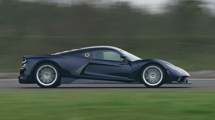 2021-hennessey-venom-f5-exterior.jpg