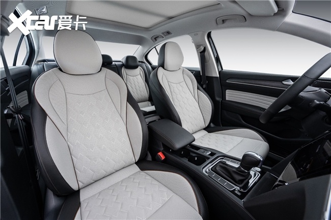 迈腾3000万辆甄选款，细节舒适升级！