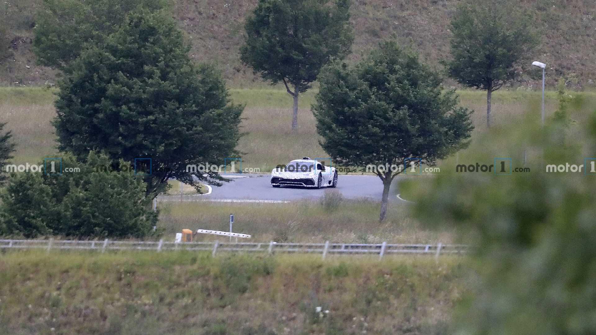 1200ƥ^m(x){AMG Onea(chn)ԭ܇ع