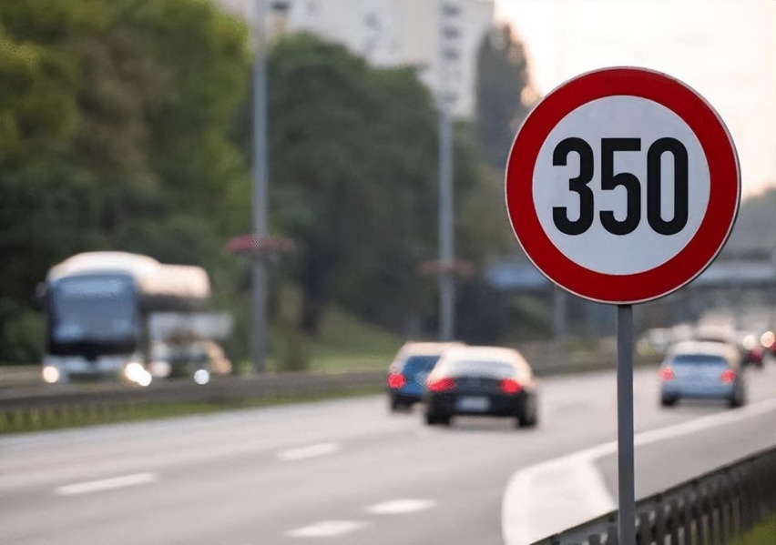 吉利银河L6最高速能跑247km/h，这有什么意义？
