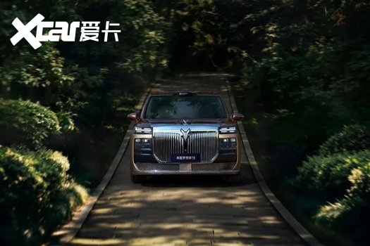 岚图梦想家9：立的不是车标，是中式豪华信仰