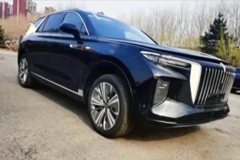 红旗HONGQI E115：国产版劳斯莱斯Cullinan