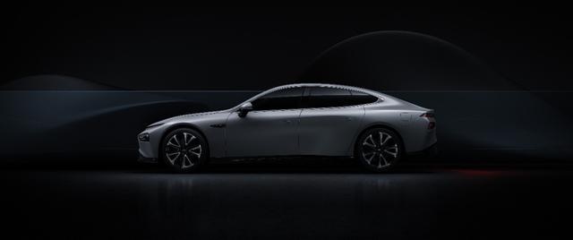 纯电动热门车型大对比 特斯拉Model 3 VS 小鹏P7