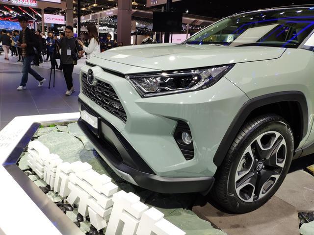 新一代丰田RAV4亮相 搭载混合动力系统 2.5L+8AT组合