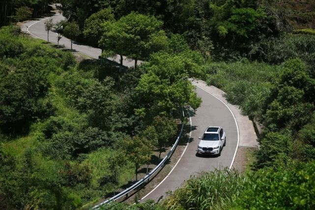 试驾 BMW iX3：体验新时代的可持续发展