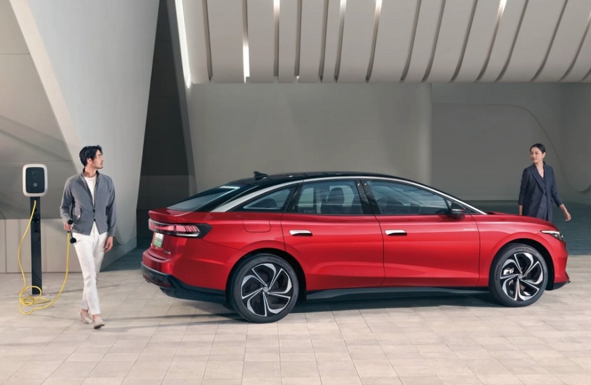 新老势力对决,大众ID.7迎战Model 3,谁才是真“大佬”?