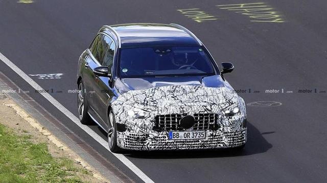 尾灯设计改变，新款梅赛德斯-AMG E 63谍照曝光