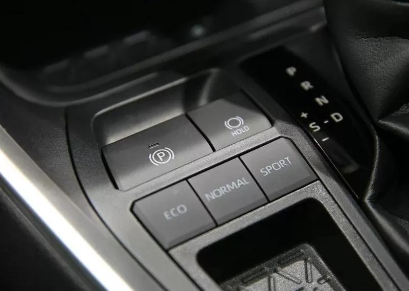 全新一代国产RAV4，延续海外版设计，没了“小书包”有些不适