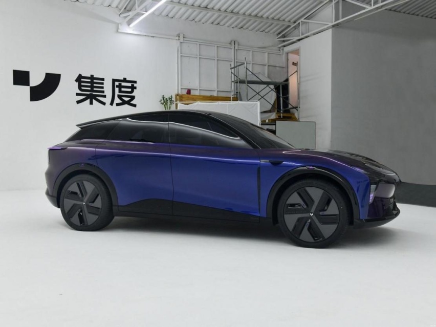 极越01开启预售，吉利百度联手，25.99万起能出圈吗？