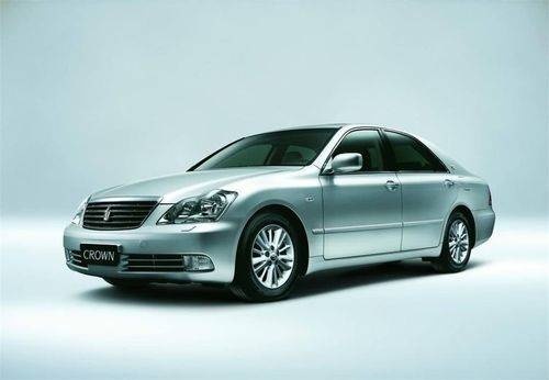 一口气发布四款新车，第十六代丰田皇冠来袭，还会受国人待见吗？