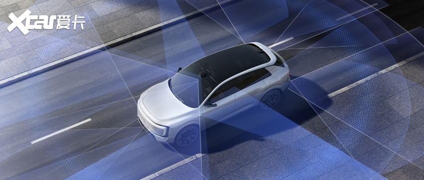 奥迪E7X先锋quattro热爱版上市 限时臻享价30.98万元