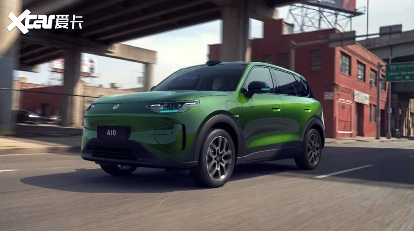 一路都灵的“伴侣车” 6.58万元起零跑A10全球上市