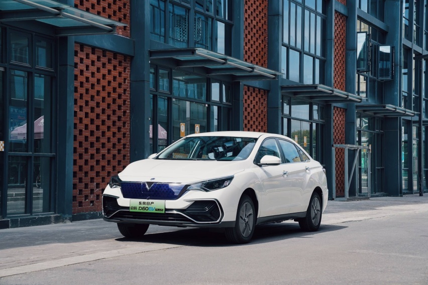 东风日产启辰D60EV PLUS补贴后售价12.98万元起