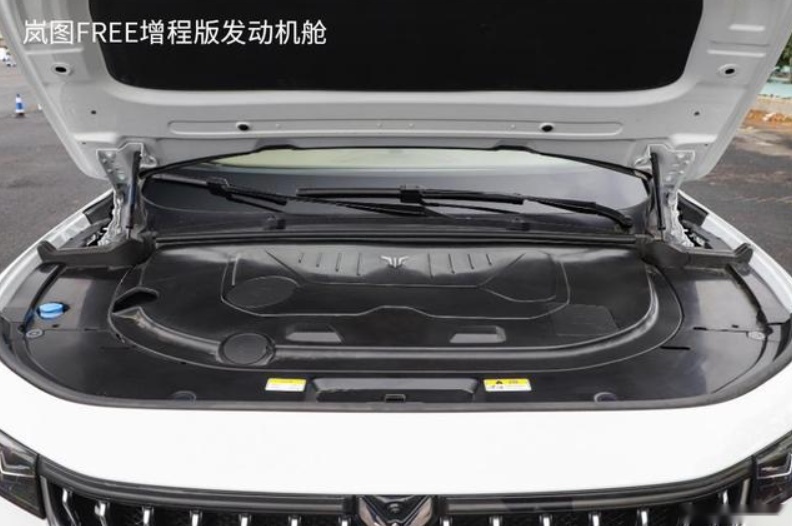 宿敌较量：岚图FREE和理想ONE应该怎么选？新老车企谁更胜一筹