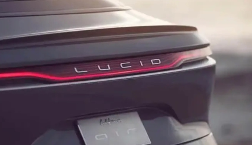 旧怨新仇一起算，LucidMotors入华就为了打败特斯拉？