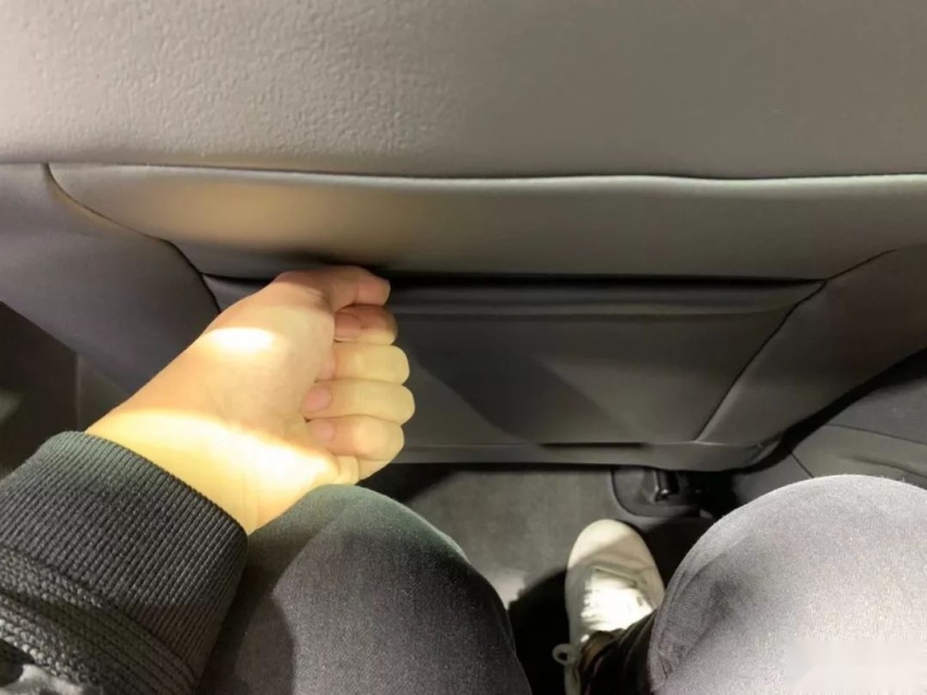 实拍丨空间、配置越级，昂科旗为搅局中大型SUV市场而来！