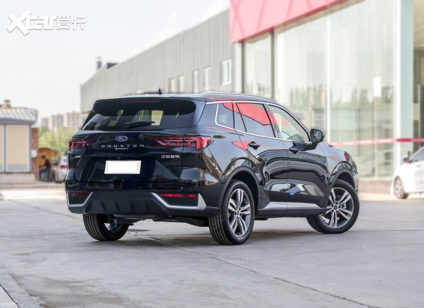 不给国产留“活路”！比哈弗H6更便宜的福特大5座SUV，配贯穿大屏