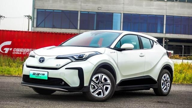 合资纯电SUV怎么选？丰田奕泽E进擎对比Q2L e-tron