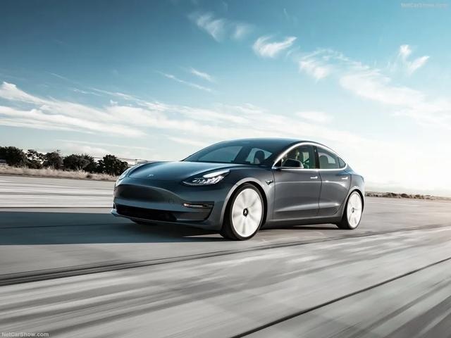 不到一年的Model 3亏掉11万，时光倒流我会怎么选