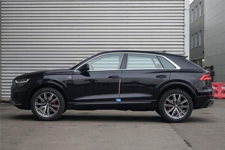 品牌不弱，气势不输，X5/途锐/XC90/Q8谁更胜一筹？