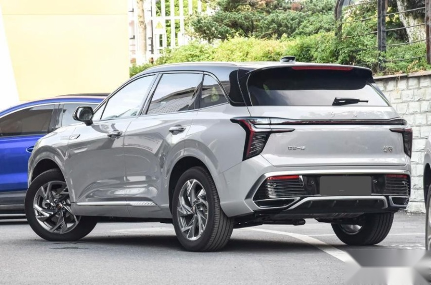 你确定老百姓买得起？红旗HS3对标本田HR-V，14.58万起