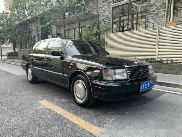 20年前粤A牌皇冠卖15万,那