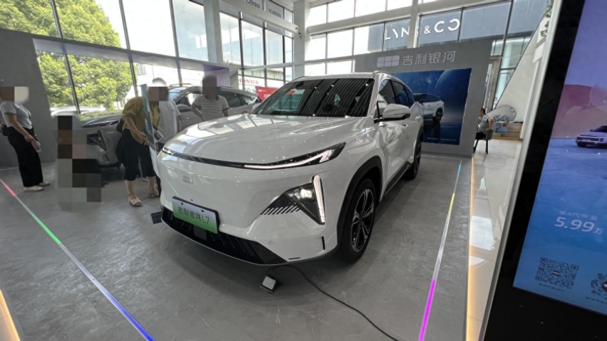 探店银河L7：现金优惠1万，试驾车都来不及充电？