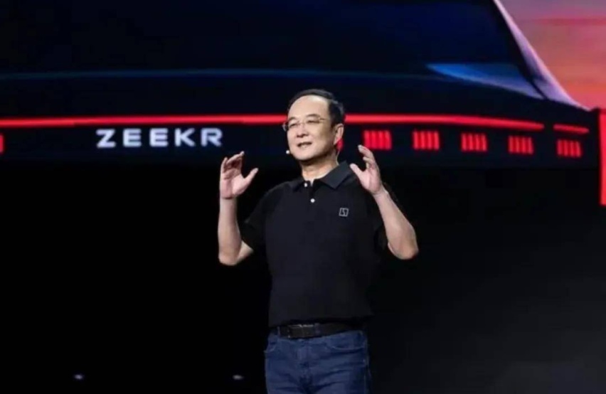 极氪好心智驾升级 价格不变 却惹怒老车主
