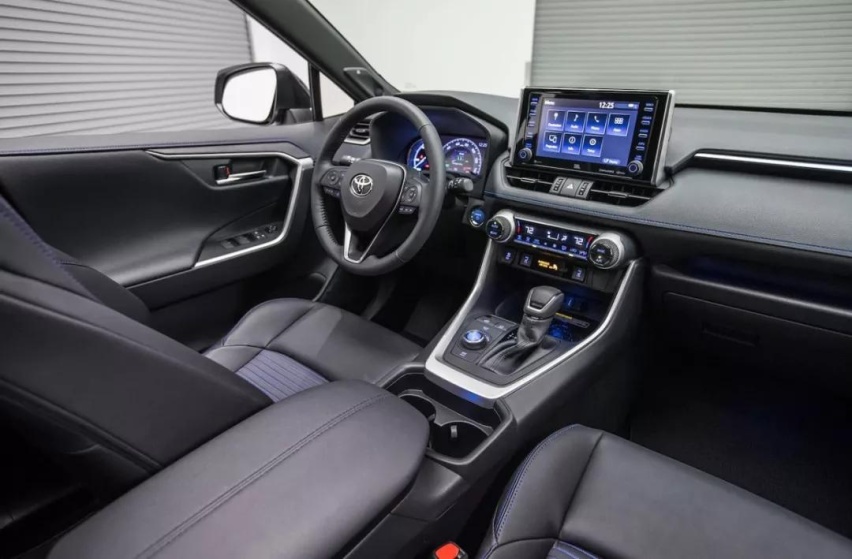 选择困难症，不同定位，威兰达和RAV4荣放到底有何区别？