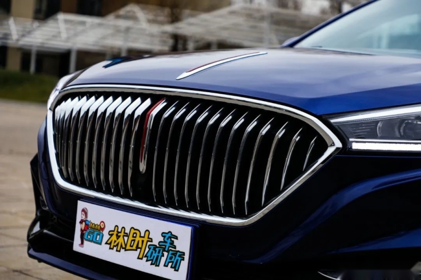国潮范儿十足 试驾2022款红旗H5