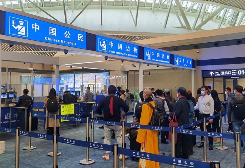 胶东机场停车场收费标准，青岛胶东机场停车场收费多少钱一天