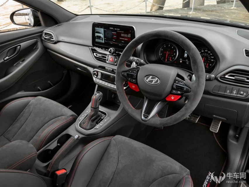 全球限量800台 现代i30 N Drive-N限量版车型官图