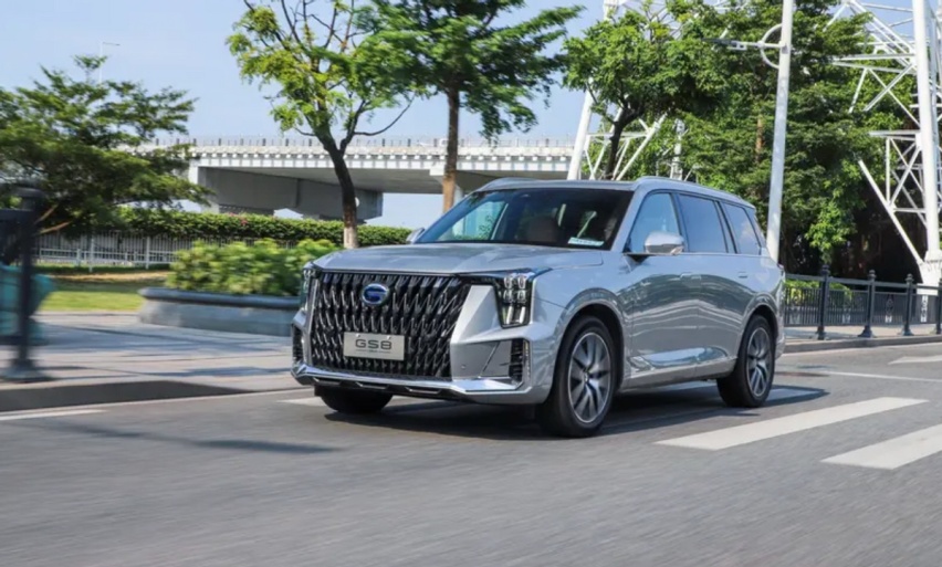 买混动不必非得选日系!这几款油混新车,价格美丽、油耗低到离谱