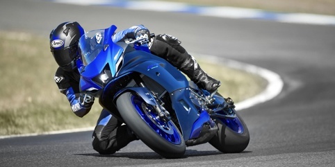 雅马哈YZF-R7降世，中量级跑车大乱斗