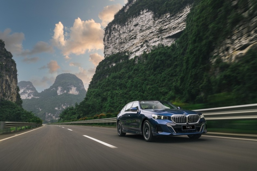 驰骋西南秘境，与全新BMW 5系一起探境旷野