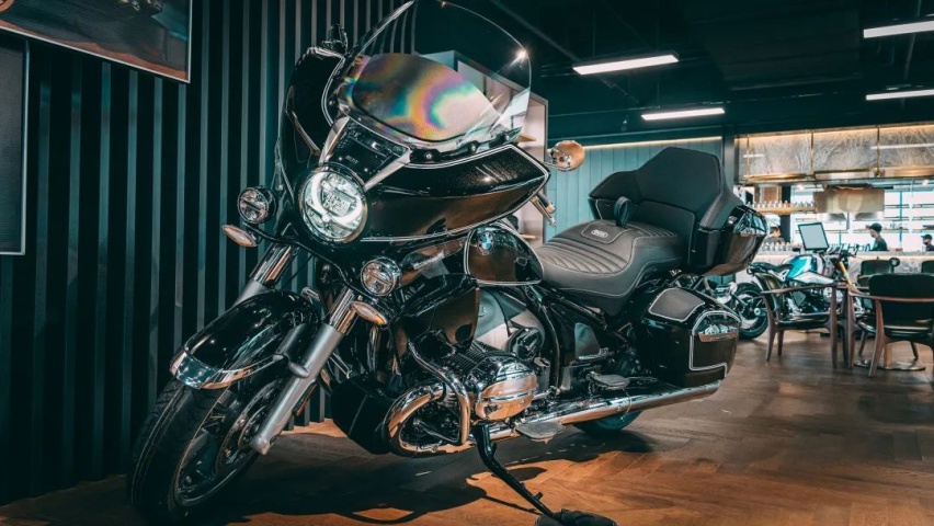原来宝马也有这样的摩托！探店BMW R18 游侠/洲际旅行家
