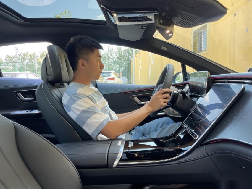 实测电耗仅10.8千瓦时/百公里，EQE的优势不只续航