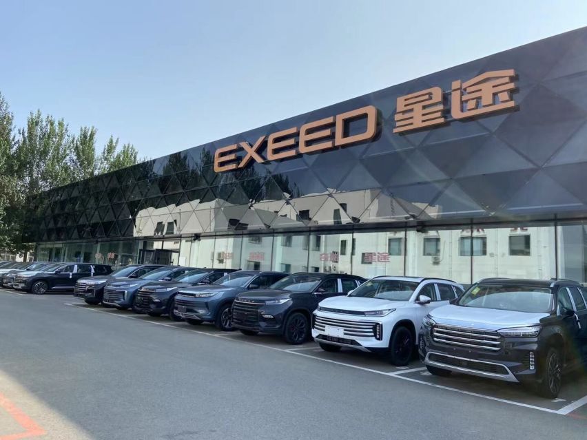 尺寸、配置、动力远超汉兰达，这款中国品牌旗舰SUV用料十足