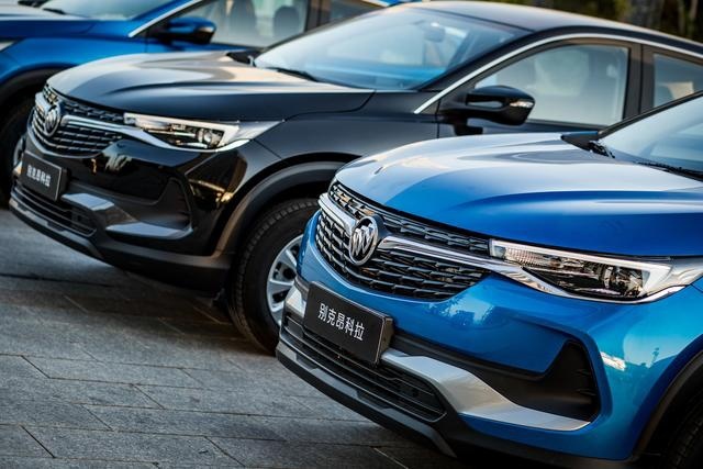试驾测评：百年品牌的首款紧凑型SUV，迟来的总是最好的？