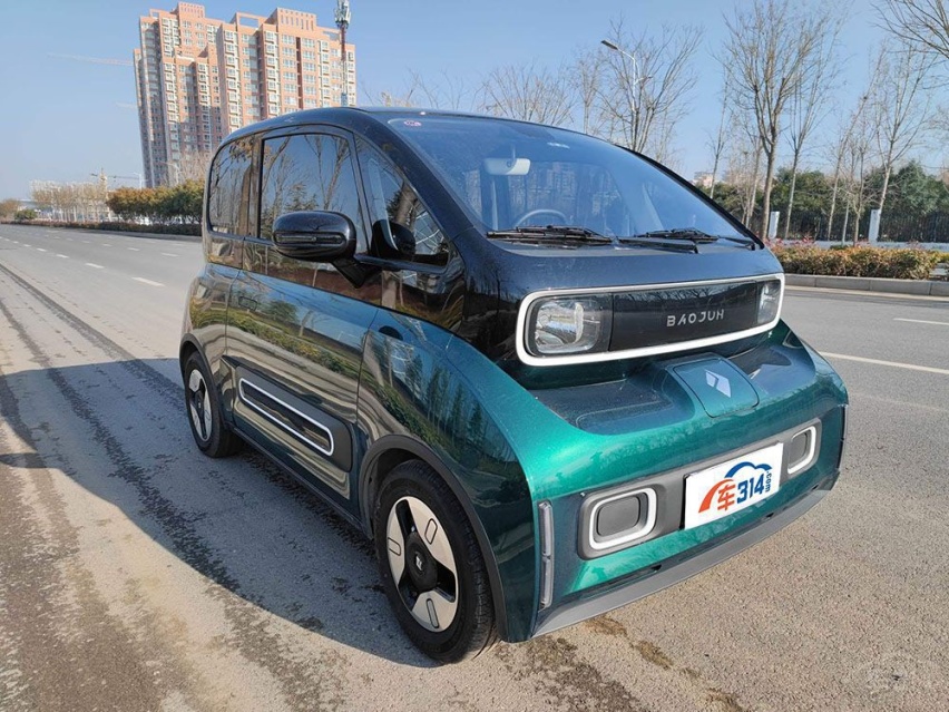 预算10万元，选QQ冰淇淋还是宝骏KiWi EV？