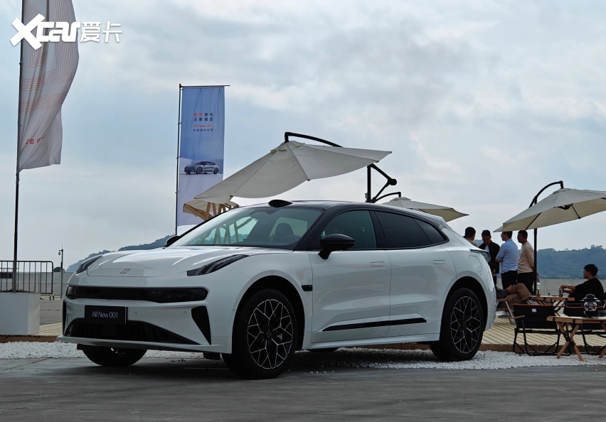 全新极氪001实车现身,全系800v 激光雷达,配789马力 双腔空悬