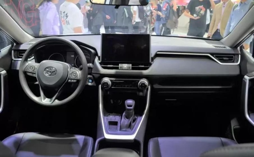 选择困难症，不同定位，威兰达和RAV4荣放到底有何区别？