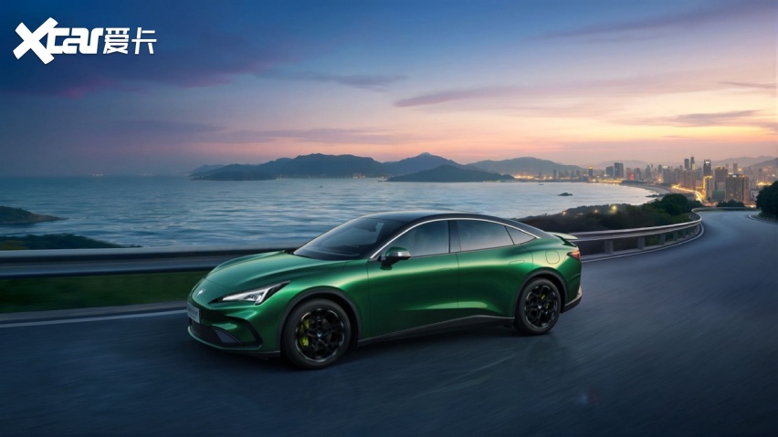 15分钟补能540km,极狐全新阿尔法S5律动上市补贴价9.98万起