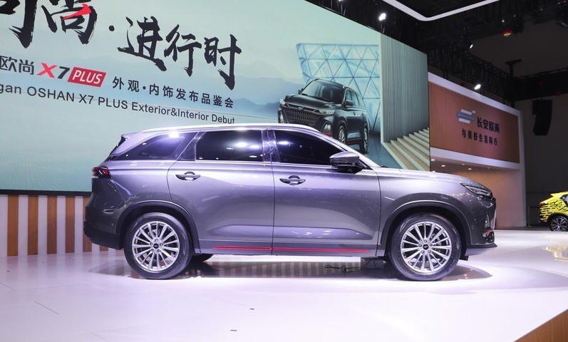 长安欧尚X7 PLUS即将上市，预计10月中旬，7.99万起开售！